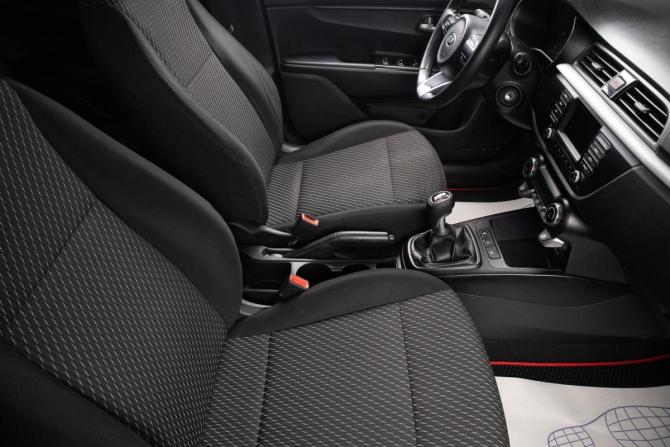 Kia Rio IV с пробегом 2019 года, цена 999 000 рублей, 333565 км, седан, Автокод Объявления