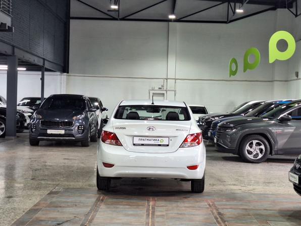 Hyundai Solaris I с пробегом 2011 года, цена 715 000 рублей, 127523 км, седан, Автокод Объявления