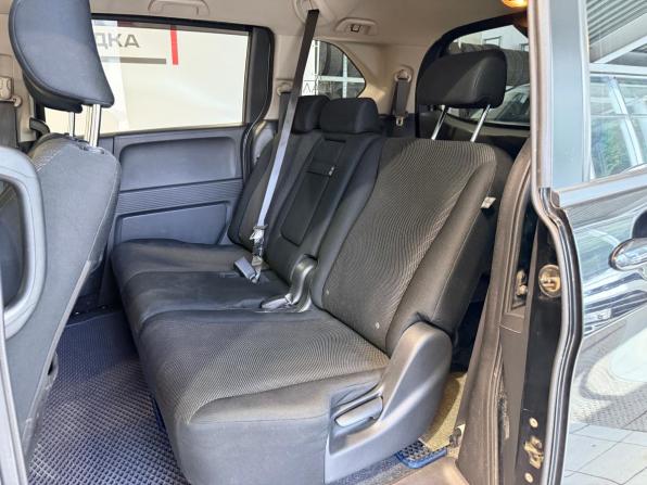 Honda Freed I Рестайлинг с пробегом 2012 года, цена 1 219 000 рублей, 176750 км, компактвэн, Автокод Объявления