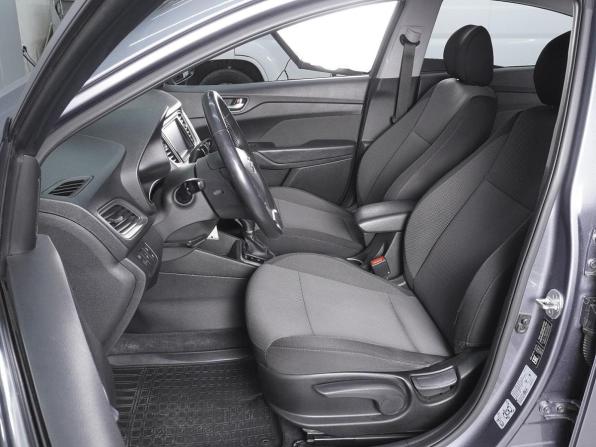 Hyundai Solaris II с пробегом 2019 года, цена 1 680 000 рублей, 141594 км, седан, Автокод Объявления