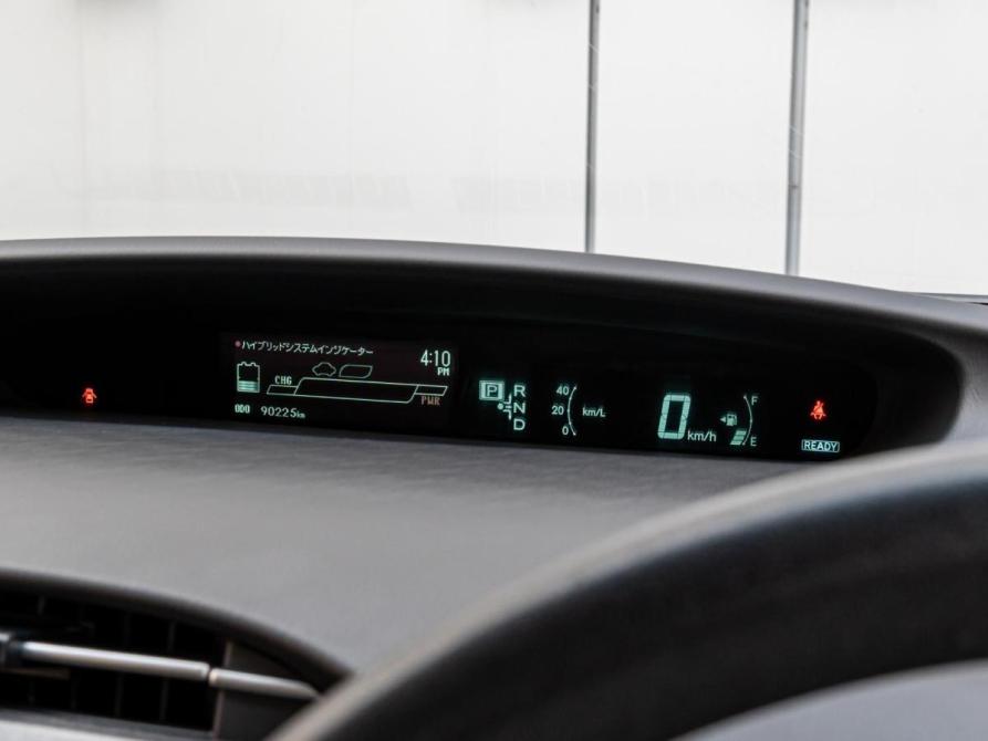 Toyota Prius III Рестайлинг (XW30) Краснодар  - изображение 15