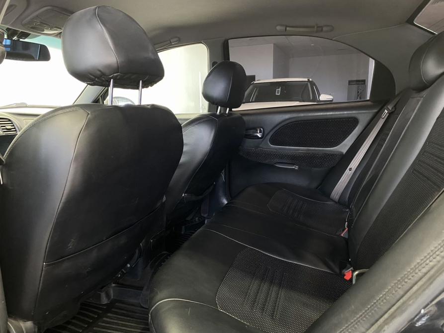 Hyundai Sonata IV (EF) Рестайлинг Ростов-на-Дону  - изображение 17