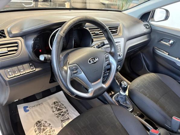Kia Rio III Рестайлинг с пробегом 2015 года, цена 1 003 000 рублей, 169000 км, седан, Автокод Объявления