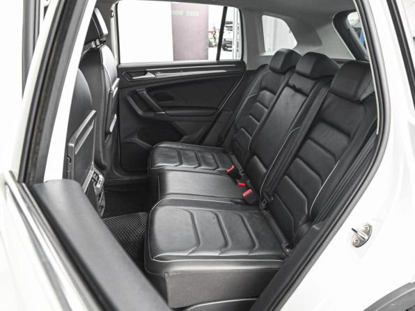 Volkswagen Tiguan II с пробегом 2018 года, цена 2 548 000 рублей, 107537 км, внедорожник, Автокод Объявления