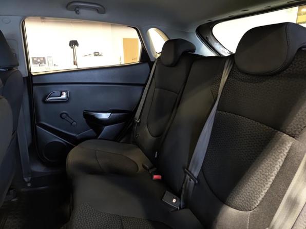 Kia Rio III Рестайлинг с пробегом 2015 года, цена 1 050 000 рублей, 197154 км, хэтчбек, Автокод Объявления
