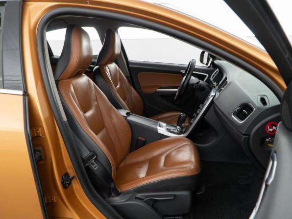 Volvo S60 II с пробегом 2012 года, цена 957 077 рублей, 239500 км, седан, Автокод Объявления