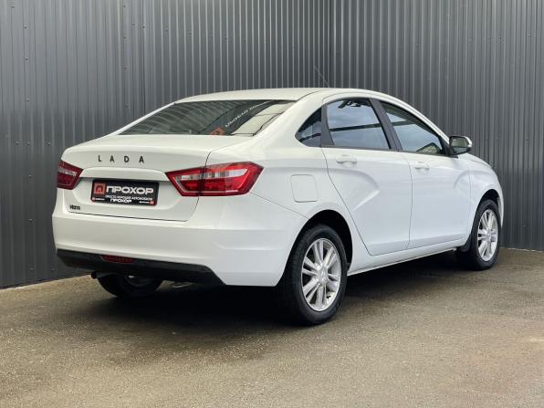Lada (ВАЗ) Vesta I с пробегом 2018 года, цена 917 000 рублей, 160368 км, седан, Автокод Объявления
