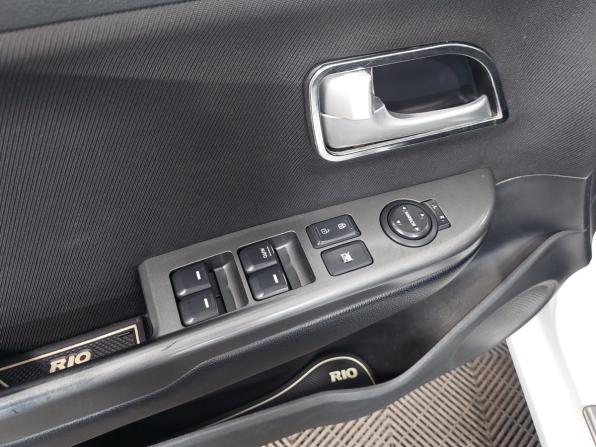 Kia Rio III с пробегом 2015 года, цена 899 000 рублей, 164180 км, седан, Автокод Объявления
