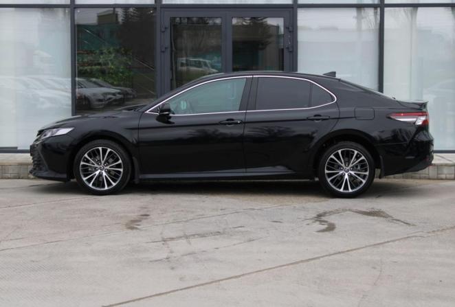 Toyota Camry VIII (XV70) Рестайлинг с пробегом 2021 года, цена 4 095 000 рублей, 35198 км, седан, Автокод Объявления