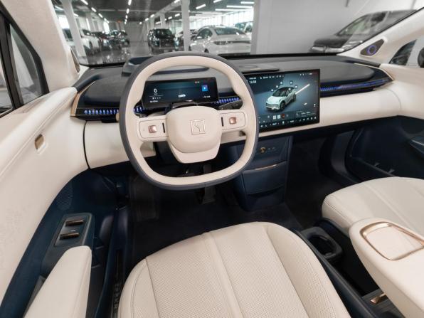 Zeekr X I с пробегом 2023 года, цена 4 340 000 рублей, 34393 км, внедорожник, Автокод Объявления