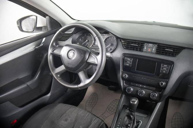 Skoda Octavia III (A7) с пробегом 2015 года, цена 749 000 рублей, 170000 км, лифтбек, Автокод Объявления