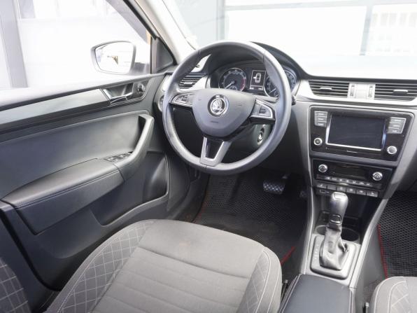 Skoda Rapid I Рестайлинг с пробегом 2019 года, цена 1 500 000 рублей, 86000 км, лифтбек, Автокод Объявления