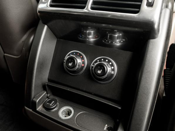 Land Rover Range Rover III Рестайлинг 2 с пробегом 2009 года, цена 1 900 000 рублей, 271062 км, внедорожник, Автокод Объявления