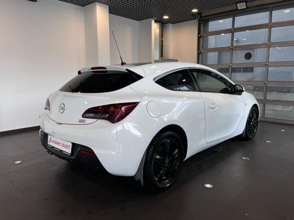 Opel Astra J Рестайлинг с пробегом 2014 года, цена 899 000 рублей, 217487 км, хэтчбек, Автокод Объявления