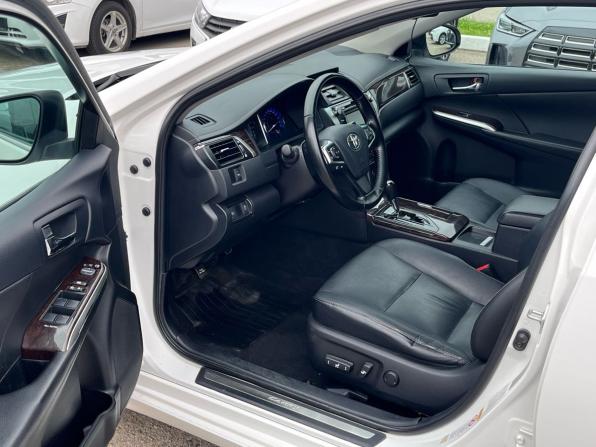 Toyota Camry VII (XV50) Рестайлинг с пробегом 2015 года, цена 1 850 000 рублей, 244924 км, седан, Автокод Объявления