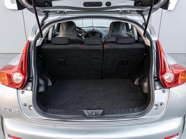 Nissan Juke I с пробегом 2012 года, цена 1 060 000 рублей, 124171 км, внедорожник, Автокод Объявления