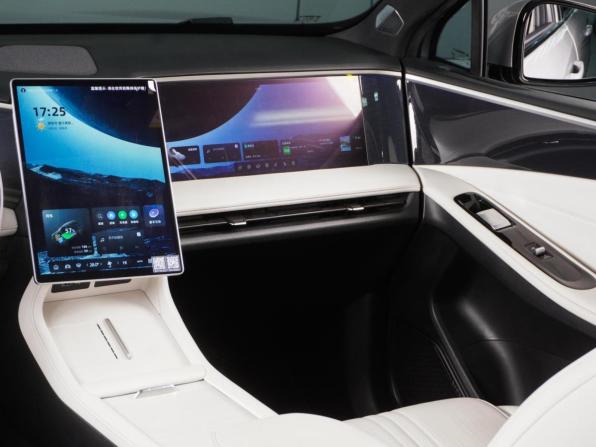 Geely Galaxy L7 с пробегом 2023 года, цена 3 590 000 рублей, 40039 км, внедорожник, Автокод Объявления