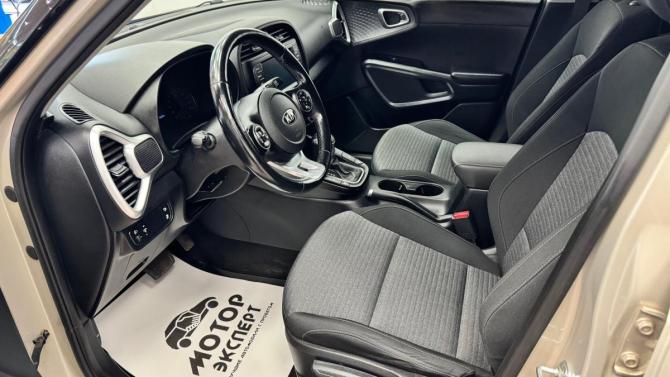 Kia Soul III с пробегом 2020 года, цена 1 965 000 рублей, 76022 км, хэтчбек, Автокод Объявления