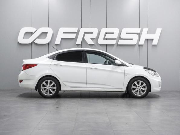 Hyundai Solaris I с пробегом 2013 года, цена 799 000 рублей, 192339 км, седан, Автокод Объявления