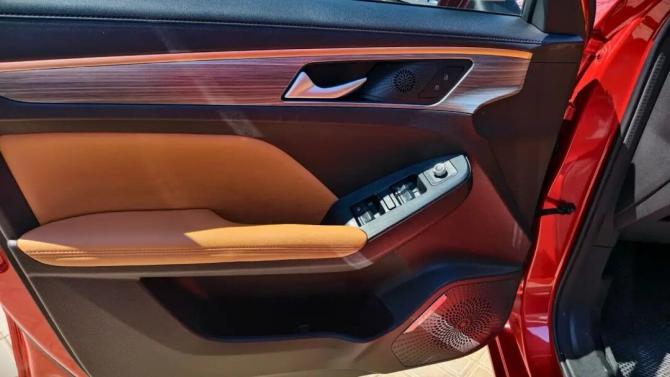 Haval Jolion I с пробегом 2023 года, цена 1 769 900 рублей, 34573 км, внедорожник, Автокод Объявления