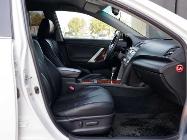 Toyota Camry VI (XV40) Рестайлинг с пробегом 2010 года, цена 1 240 000 рублей, 209437 км, седан, Автокод Объявления