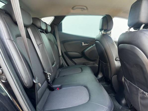 Hyundai ix35 I Рестайлинг с пробегом 2015 года, цена 1 400 000 рублей, 186770 км, внедорожник, Автокод Объявления