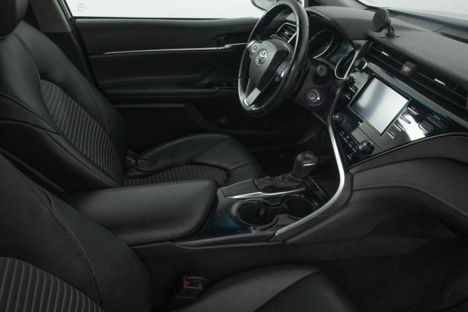 Toyota Camry VIII (XV70) Рестайлинг с пробегом 2020 года, цена 2 399 000 рублей, 219000 км, седан, Автокод Объявления