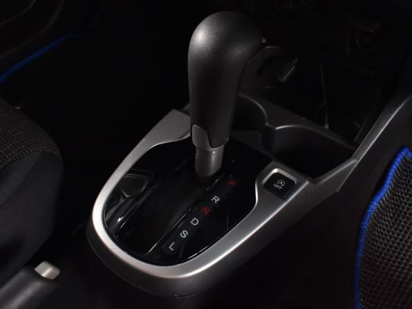 Honda Fit III Рестайлинг с пробегом 2017 года, цена 1 119 999 рублей, 103030 км, хэтчбек, Автокод Объявления