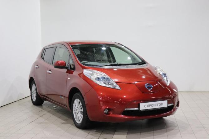 Nissan Leaf I (ZE0/AZE0) с пробегом 2012 года, цена 580 000 рублей, 153841 км, хэтчбек, Автокод Объявления