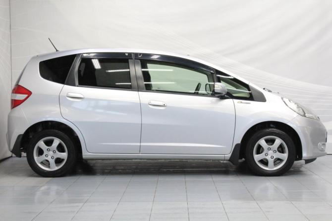 Honda Fit II с пробегом 2011 года, цена 849 000 рублей, 182000 км, хэтчбек, Автокод Объявления