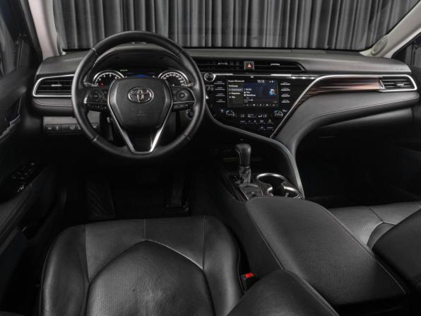 Toyota Camry VIII (XV70) с пробегом 2019 года, цена 3 249 000 рублей, 90237 км, седан, Автокод Объявления