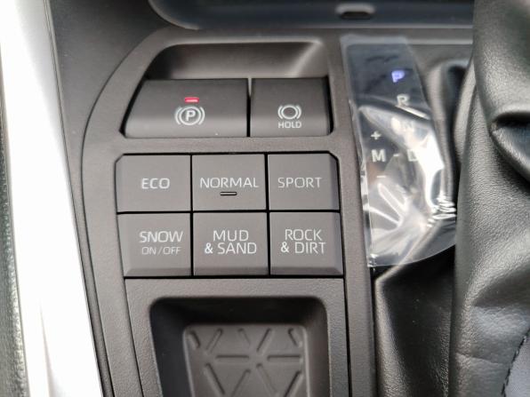 Toyota RAV4 V (XA50) с пробегом 2025 года, цена 4 399 000 рублей, 47 км, внедорожник, Автокод Объявления