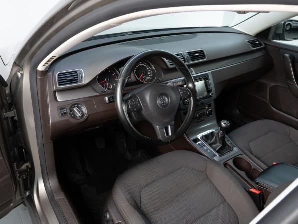 Volkswagen Passat B7 с пробегом 2012 года, цена 800 000 рублей, 172190 км, седан, Автокод Объявления