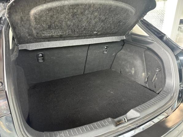 Mazda 3 III (BM) с пробегом 2014 года, цена 1 045 000 рублей, 171000 км, хэтчбек, Автокод Объявления