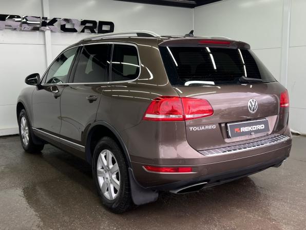 Volkswagen Touareg II с пробегом 2011 года, цена 2 199 000 рублей, 147252 км, внедорожник, Автокод Объявления