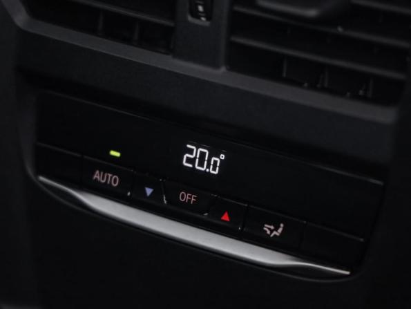 BMW 3 серии VII (G2x) с пробегом 2020 года, цена 3 299 000 рублей, 65339 км, седан, Автокод Объявления