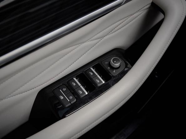 Geely Monjaro I с пробегом 2023 года, цена 2 978 000 рублей, 105289 км, внедорожник, Автокод Объявления