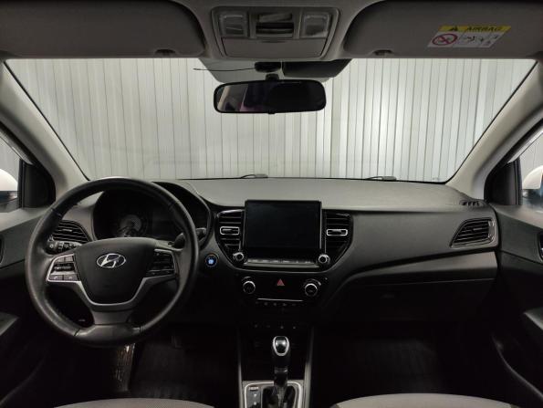 Hyundai Solaris II Рестайлинг с пробегом 2021 года, цена 1 620 000 рублей, 55733 км, седан, Автокод Объявления