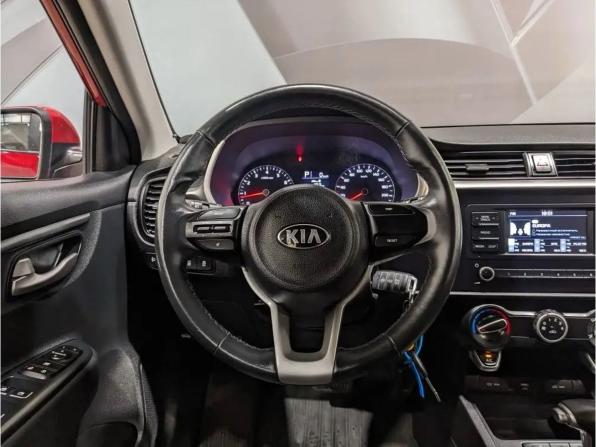 Kia Rio IV Рестайлинг с пробегом 2021 года, цена 1 259 000 рублей, 92000 км, седан, Автокод Объявления
