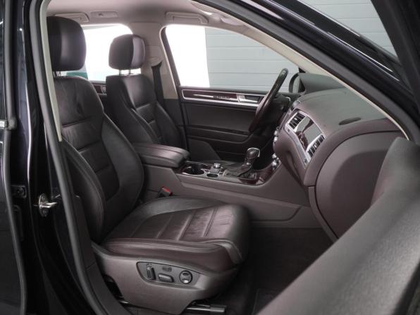 Volkswagen Touareg II Рестайлинг с пробегом 2016 года, цена 3 599 000 рублей, 116091 км, внедорожник, Автокод Объявления