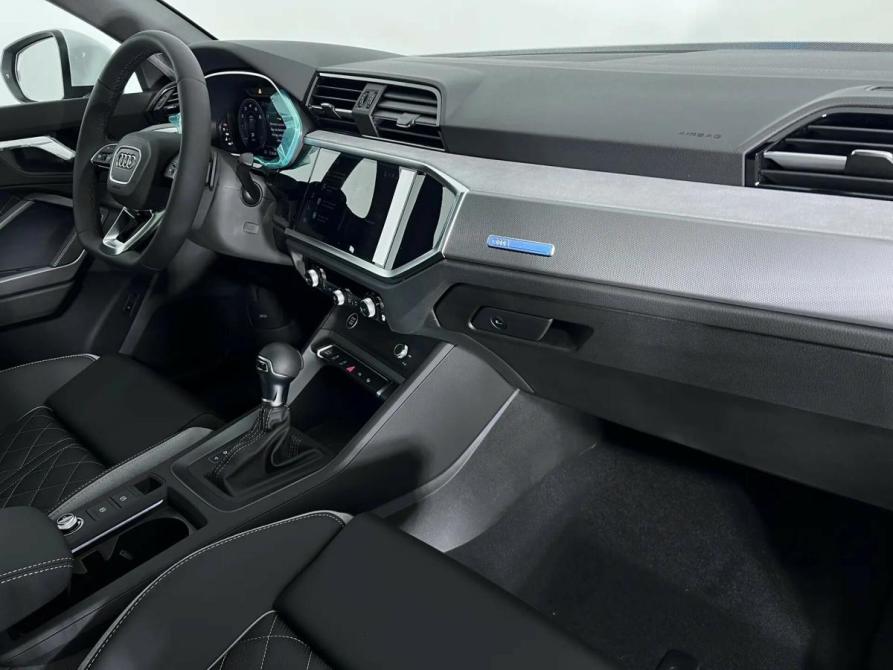Audi Q3 II (F3) Ростов-на-Дону  - изображение 11
