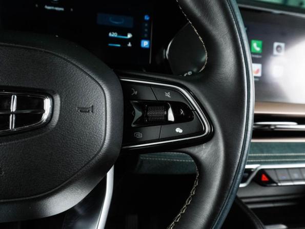 Geely Monjaro I с пробегом 2023 года, цена 2 939 000 рублей, 67935 км, внедорожник, Автокод Объявления
