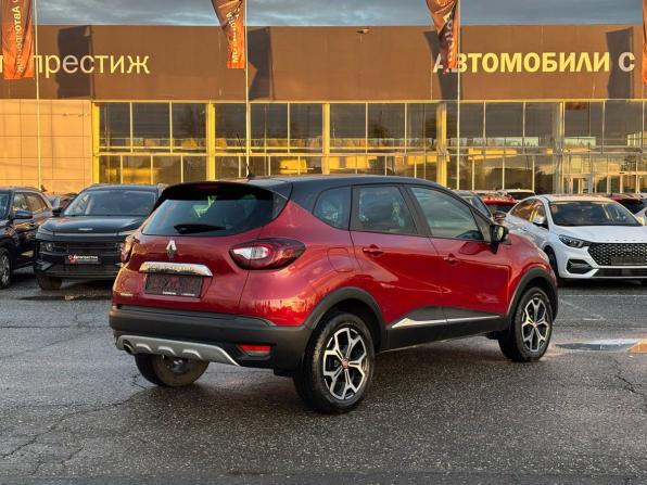 Renault Kaptur I с пробегом 2018 года, цена 1 299 000 рублей, 109969 км, внедорожник, Автокод Объявления