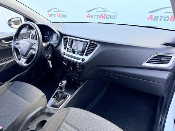 Hyundai Solaris II с пробегом 2020 года, цена 1 522 000 рублей, 95124 км, седан, Автокод Объявления