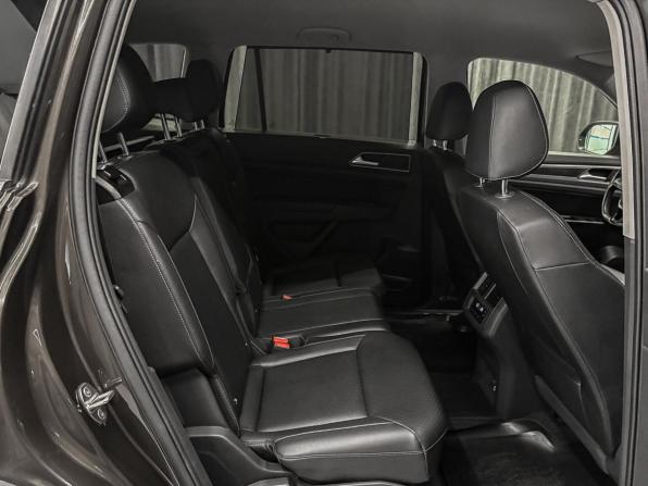 Volkswagen Teramont I с пробегом 2019 года, цена 2 890 000 рублей, 191993 км, внедорожник, Автокод Объявления