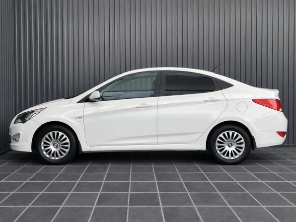 Hyundai Solaris I Рестайлинг с пробегом 2015 года, цена 937 000 рублей, 136568 км, седан, Автокод Объявления