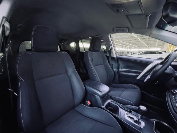 Toyota RAV4 IV (XA40) Рестайлинг с пробегом 2017 года, цена 2 320 000 рублей, 106955 км, внедорожник, Автокод Объявления