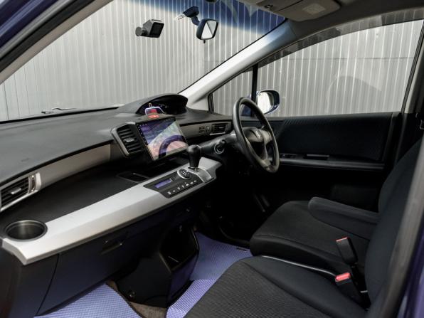 Honda Freed I Рестайлинг 2 с пробегом 2015 года, цена 1 250 000 рублей, 172571 км, компактвэн, Автокод Объявления