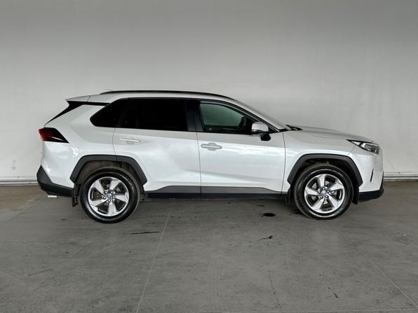 Toyota RAV4 V (XA50) с пробегом 2020 года, цена 3 497 000 рублей, 108000 км, внедорожник, Автокод Объявления