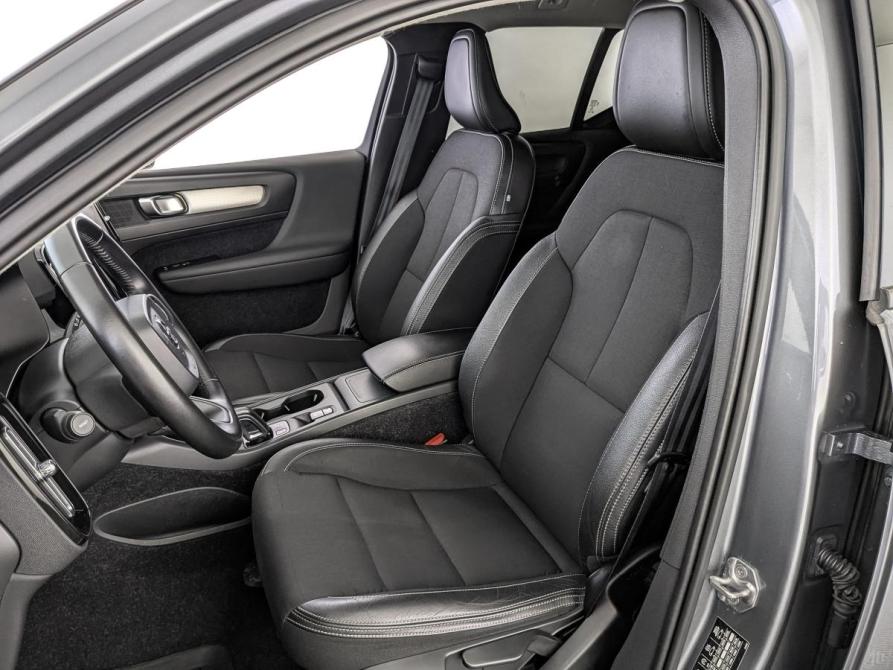 Volvo XC40 I Москва  - изображение 20